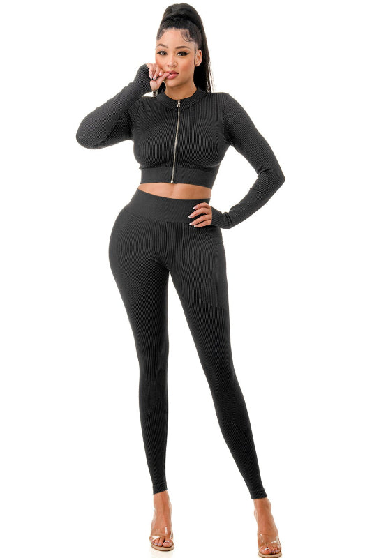 Ribbed Seamless Set with Front Zipper