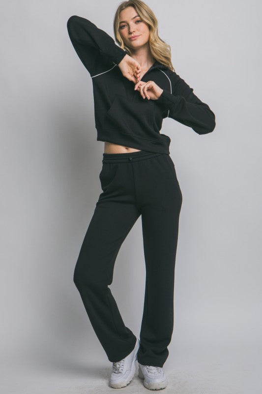 Straight Leg Sweatpants w Pockets